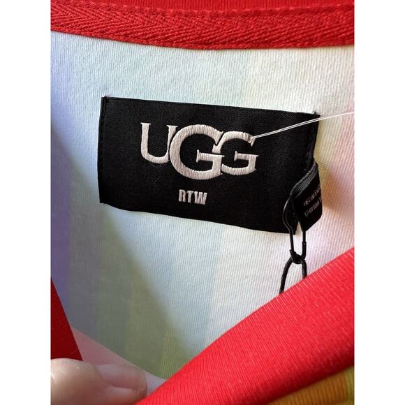 NWT UGG All Gender PRIDE UGG Logo T-Shirt Rainbow XS short sleeve LGBTQ - Picture 4 of 5